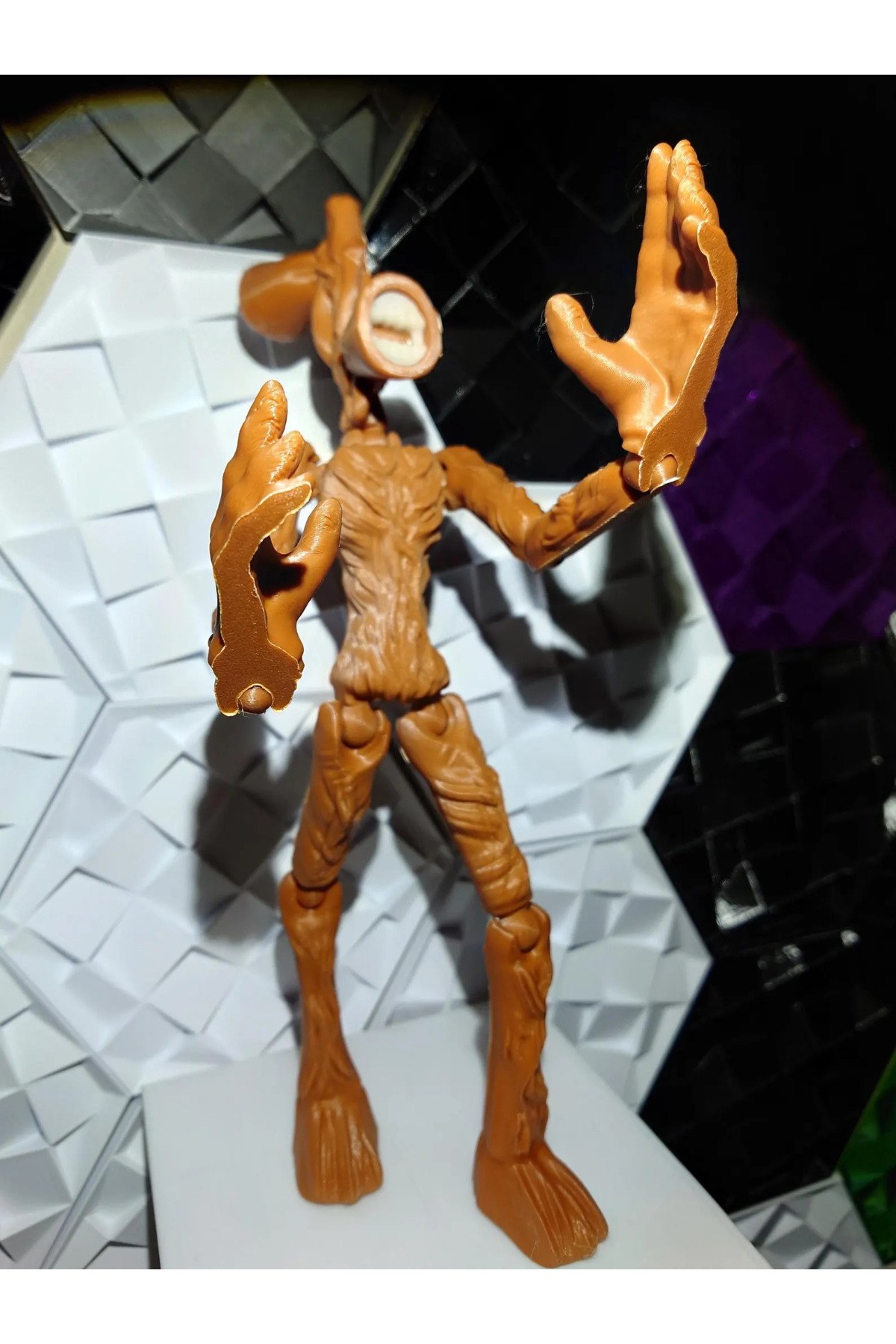 Siren Head Siren Kafa Hareketli Flexi Karanlıkta Parlayan Dişler Figür 30 Cm